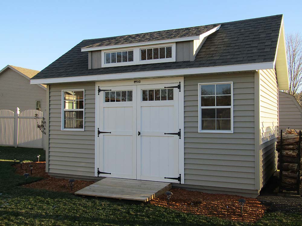 transom dormer
